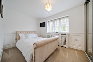 Photo 8- click for photo gallery